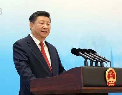 習(xí)近平：我們要建設(shè)天藍(lán)、地綠、水清的美麗中國(guó)，讓老百姓在宜居的環(huán)境中享受生活